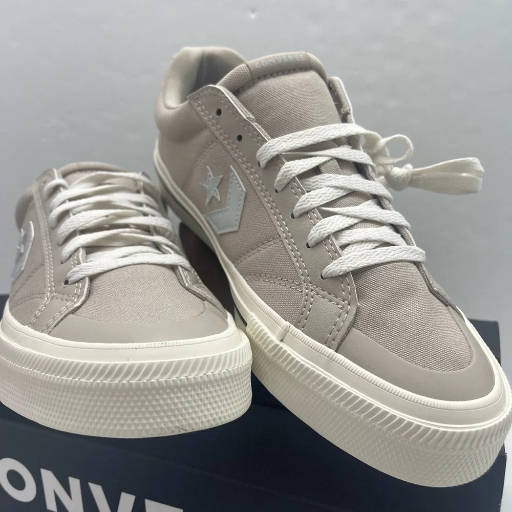 CONVERSE Men's A13223F
SPORT CASUAL OX PAPYRUS/RAINWASHED GREY/EGRET Sneakers - Picture 5 of 16